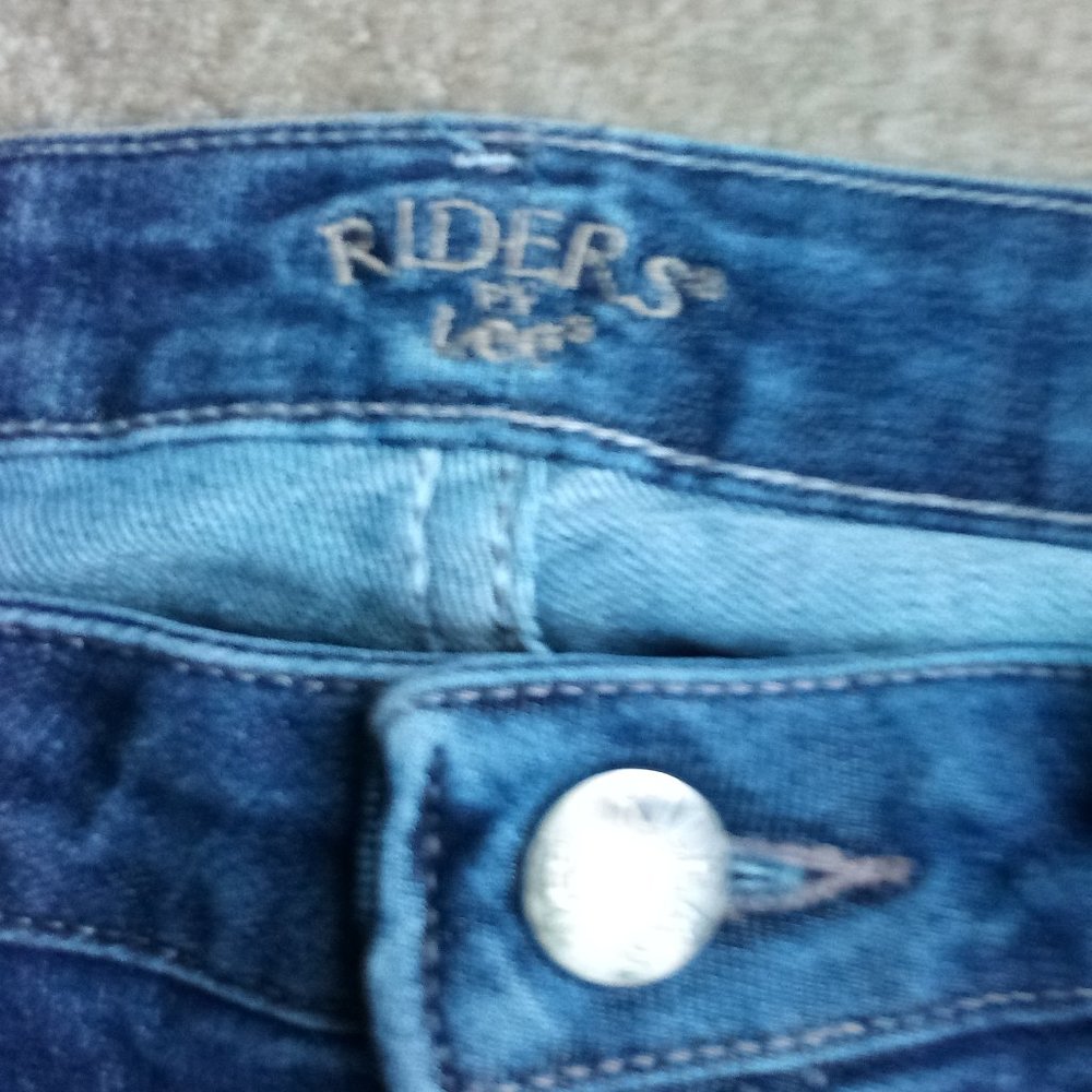 Lee Riders Straight Leg Jeans - Picture 3 of 7